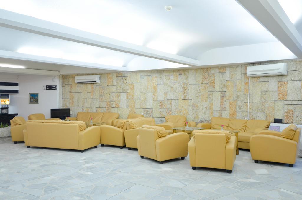 Hotel Slavuna Albena Exterior photo