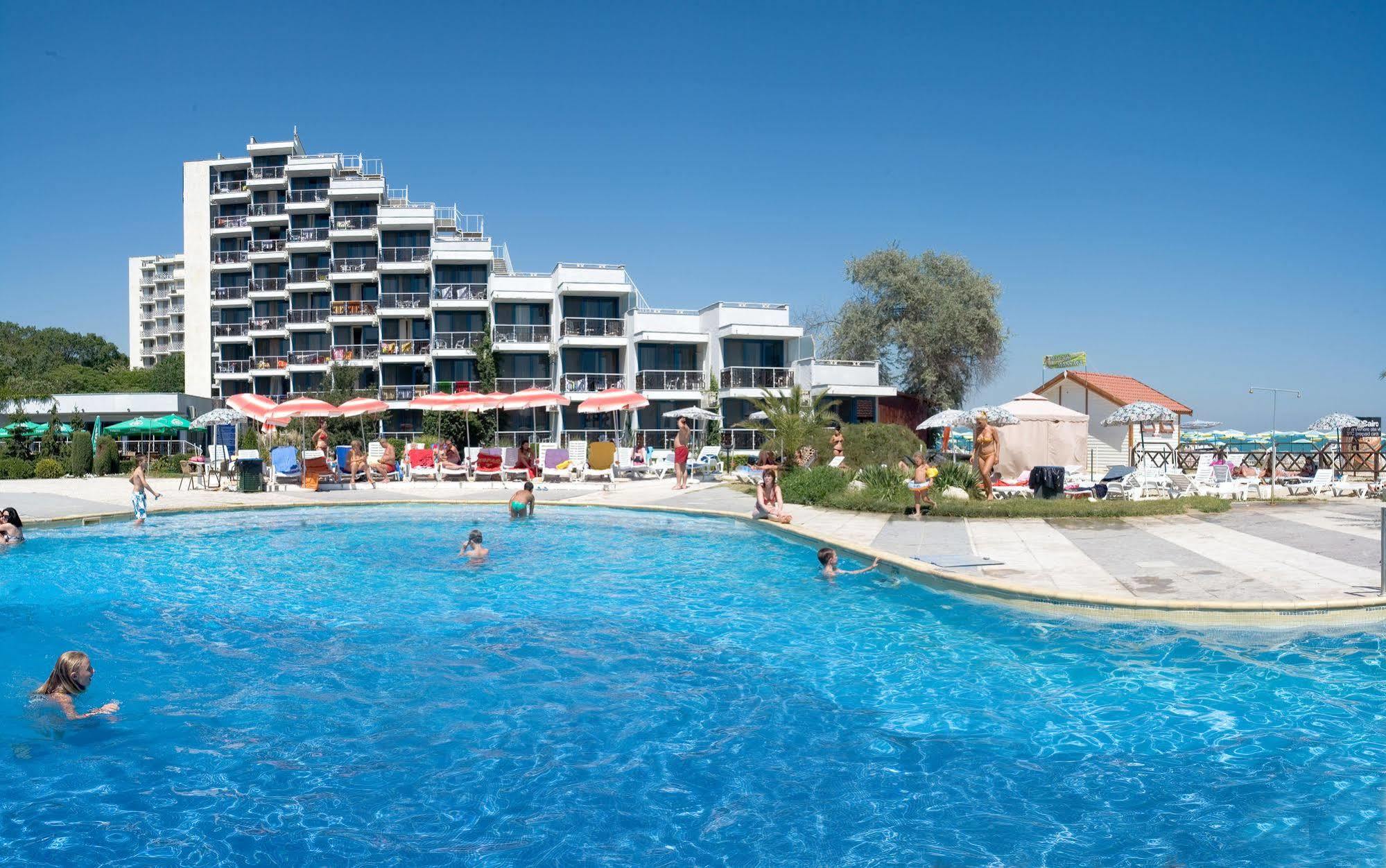 Hotel Slavuna Albena Exterior photo